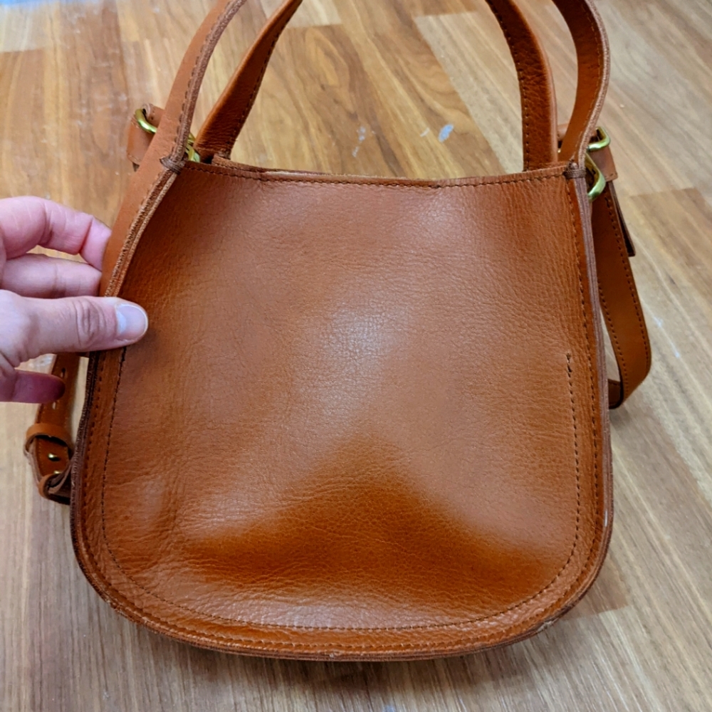 New with tags Madewell The Sydney Crossbody Bag